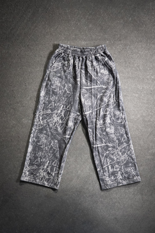 Controlled Insanity Arctic Camo Heavyweight Sweatpants Controlled Insanity Arctic Camo Heavyweight Sweatpants